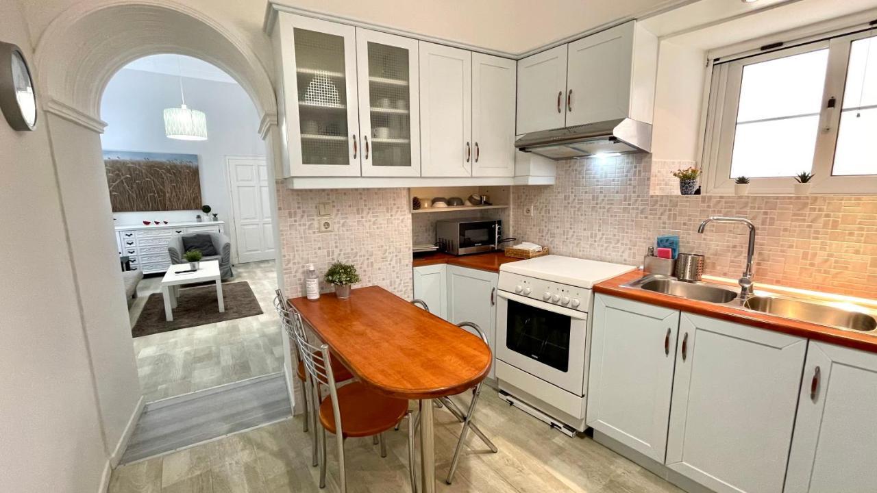 Mouragia Sweet Apartment コルフ島 エクステリア 写真
